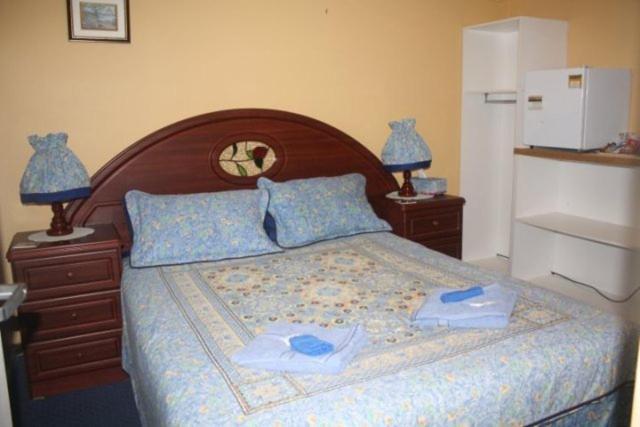 Jacaranda Guest House Busselton Szoba fotó