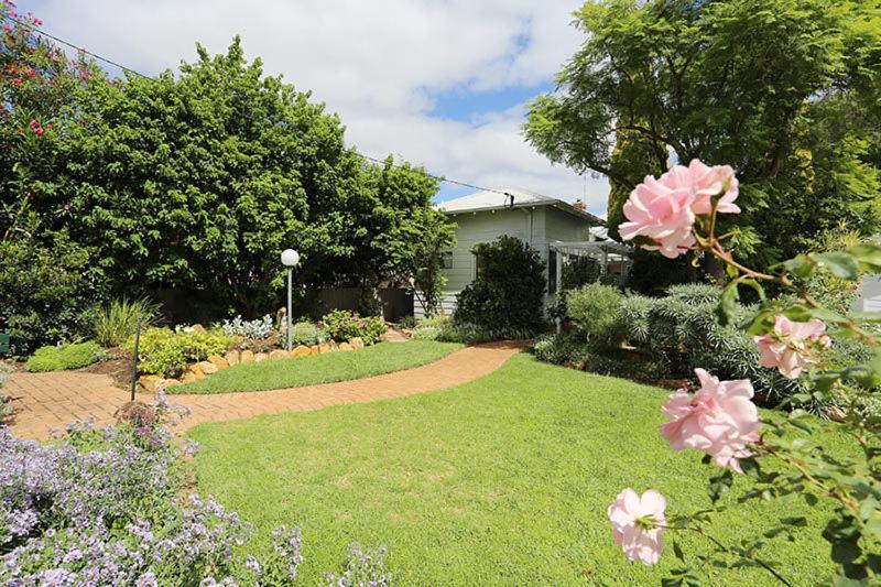 Jacaranda Guest House Busselton Kültér fotó